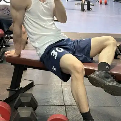 毛俊